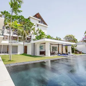 https://villa-aqua-seminyak-bali-80361.hotelsseminyak.net